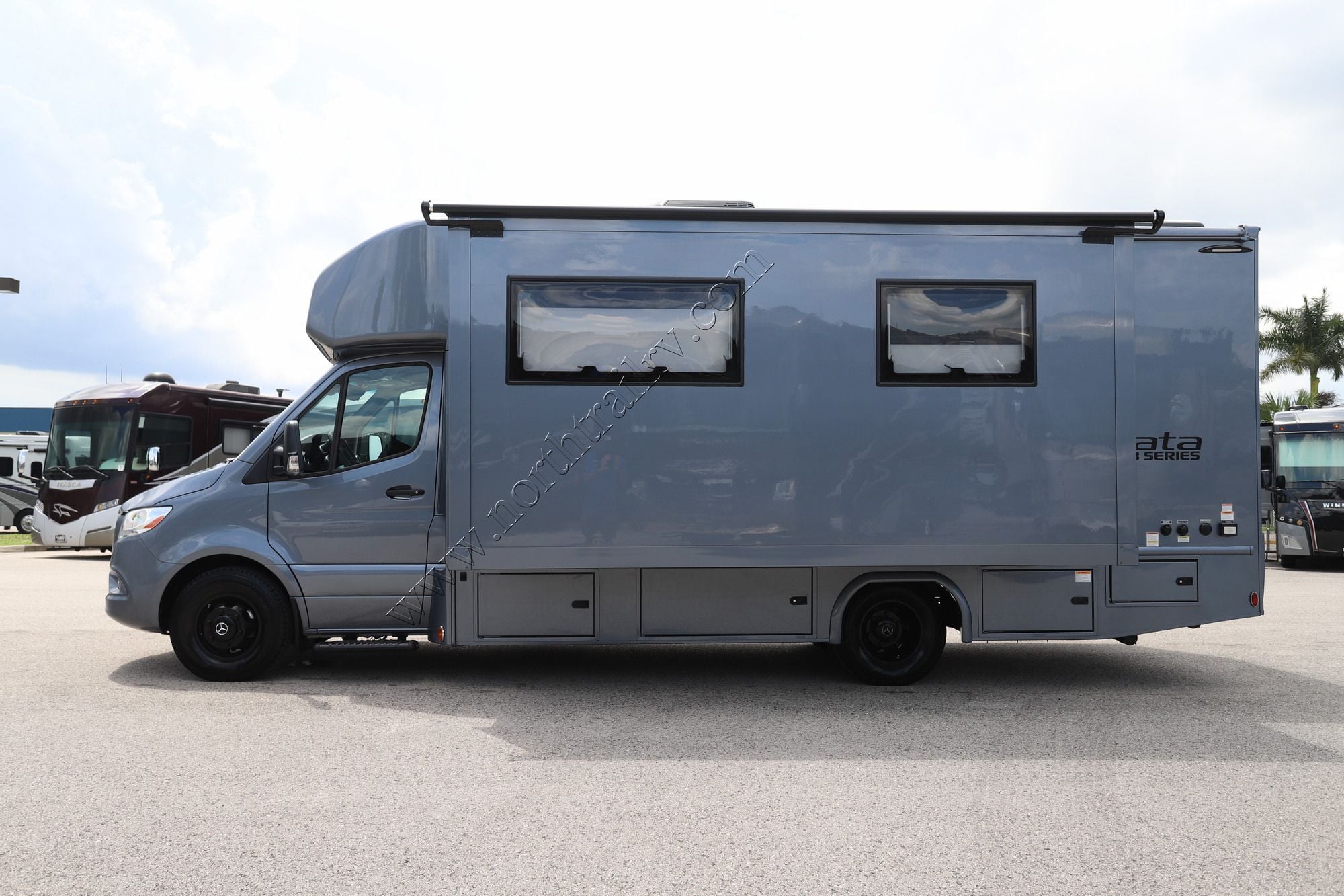 Used 2026 Dynamax Isata 3 24SSSF Class C  For Sale