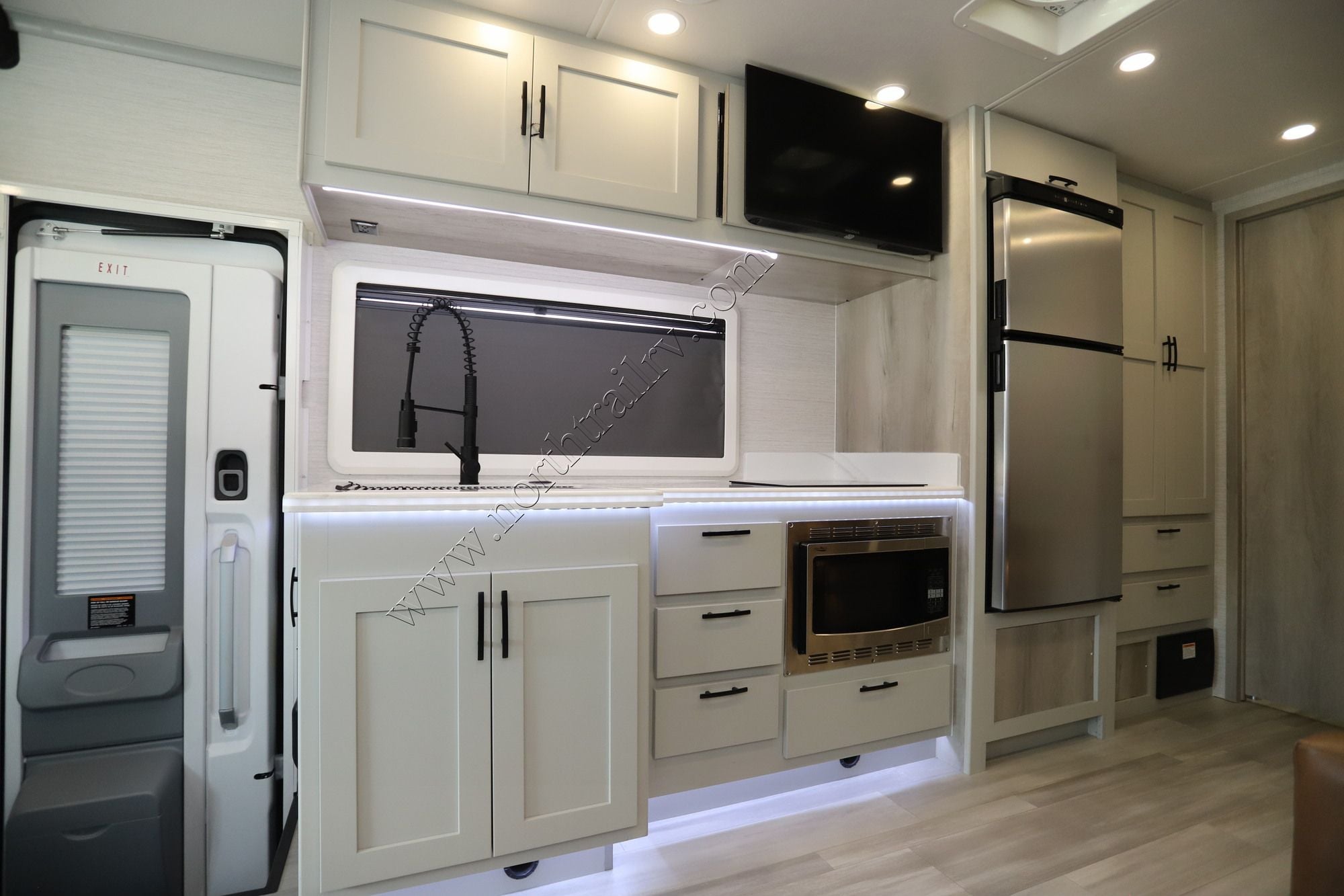 Used 2026 Dynamax Isata 3 24SSSF Class C  For Sale