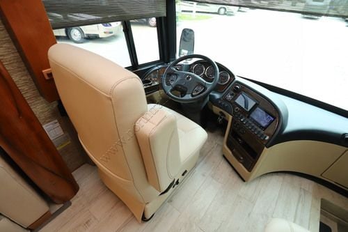 2018 Newmar London Aire 4553