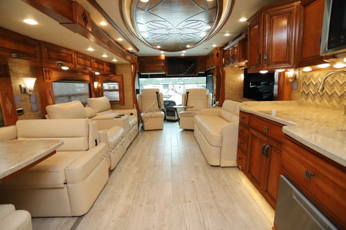 2018 Newmar London Aire 4553