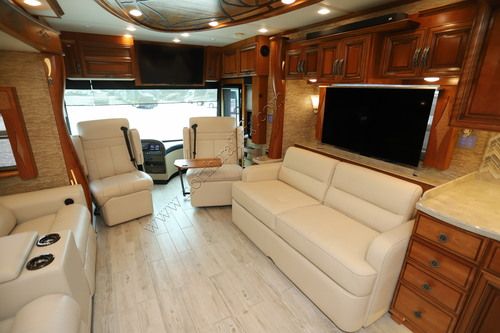 2018 Newmar London Aire 4553