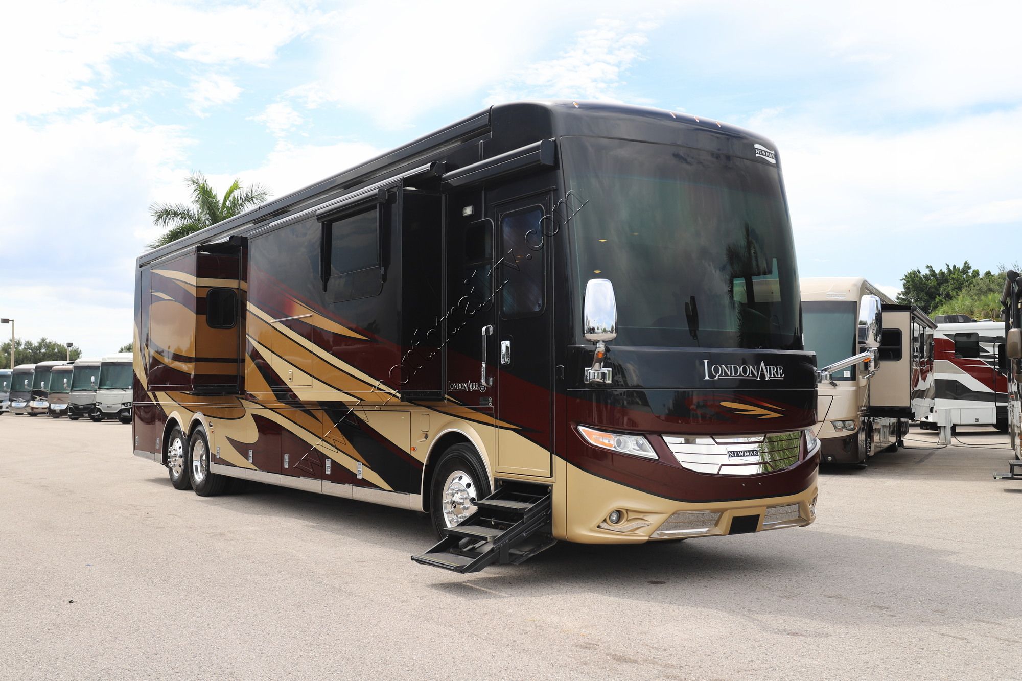 Used 2018 Newmar London Aire 4553 Class A  For Sale