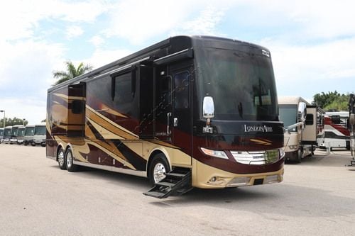 2018 Newmar London Aire 4553