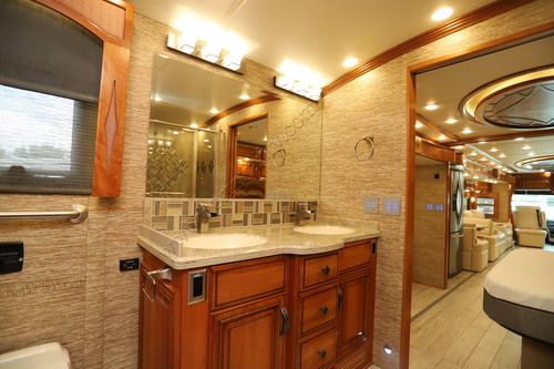 2018 Newmar London Aire 4553
