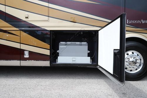 2018 Newmar London Aire 4553