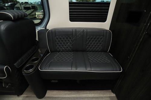 2025 Ogv Luxury Coach V-Cruise 8OBA