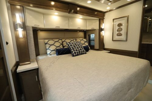 2027 Newmar Mountain Aire 3825