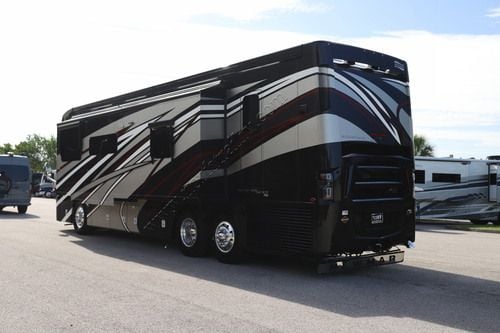 2027 Newmar Mountain Aire 3825