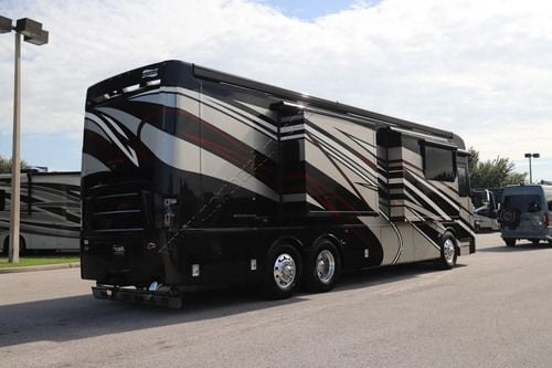 2027 Newmar Mountain Aire 3825