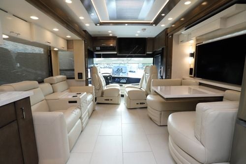 2027 Newmar Mountain Aire 3825