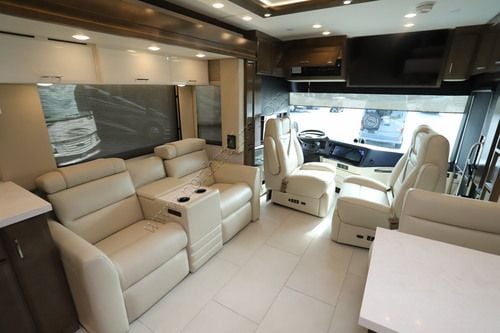 2027 Newmar Mountain Aire 3825