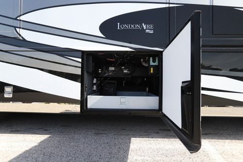 2021 Newmar London Aire 4535 Class A