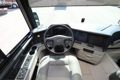 2021 Newmar London Aire 4535 Class A