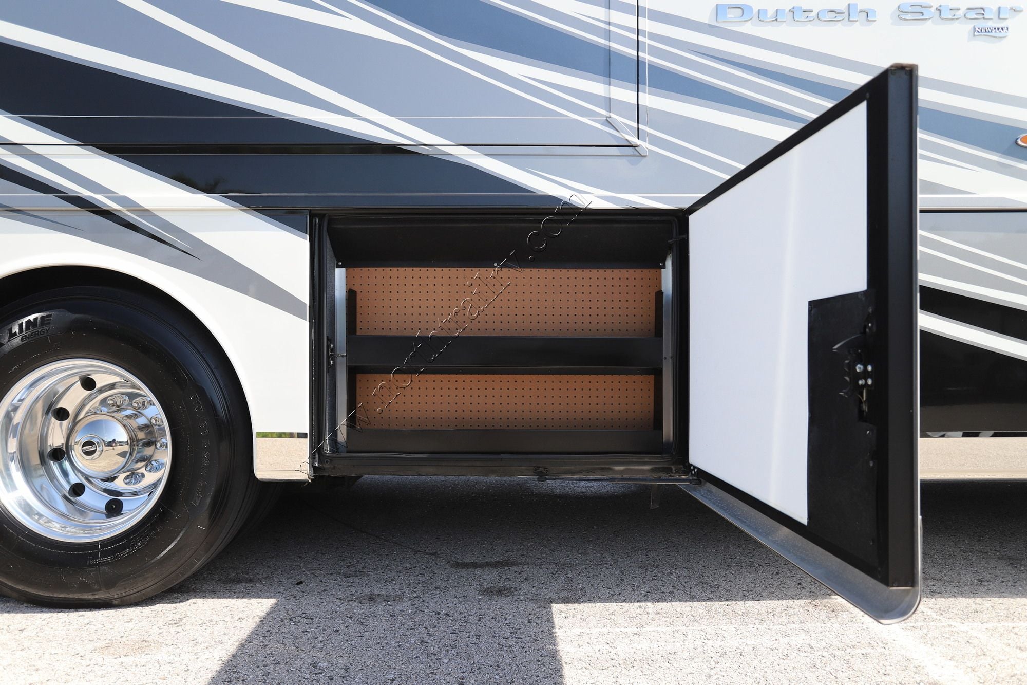 Used 2021 Newmar Dutch Star 4369 Class A  For Sale