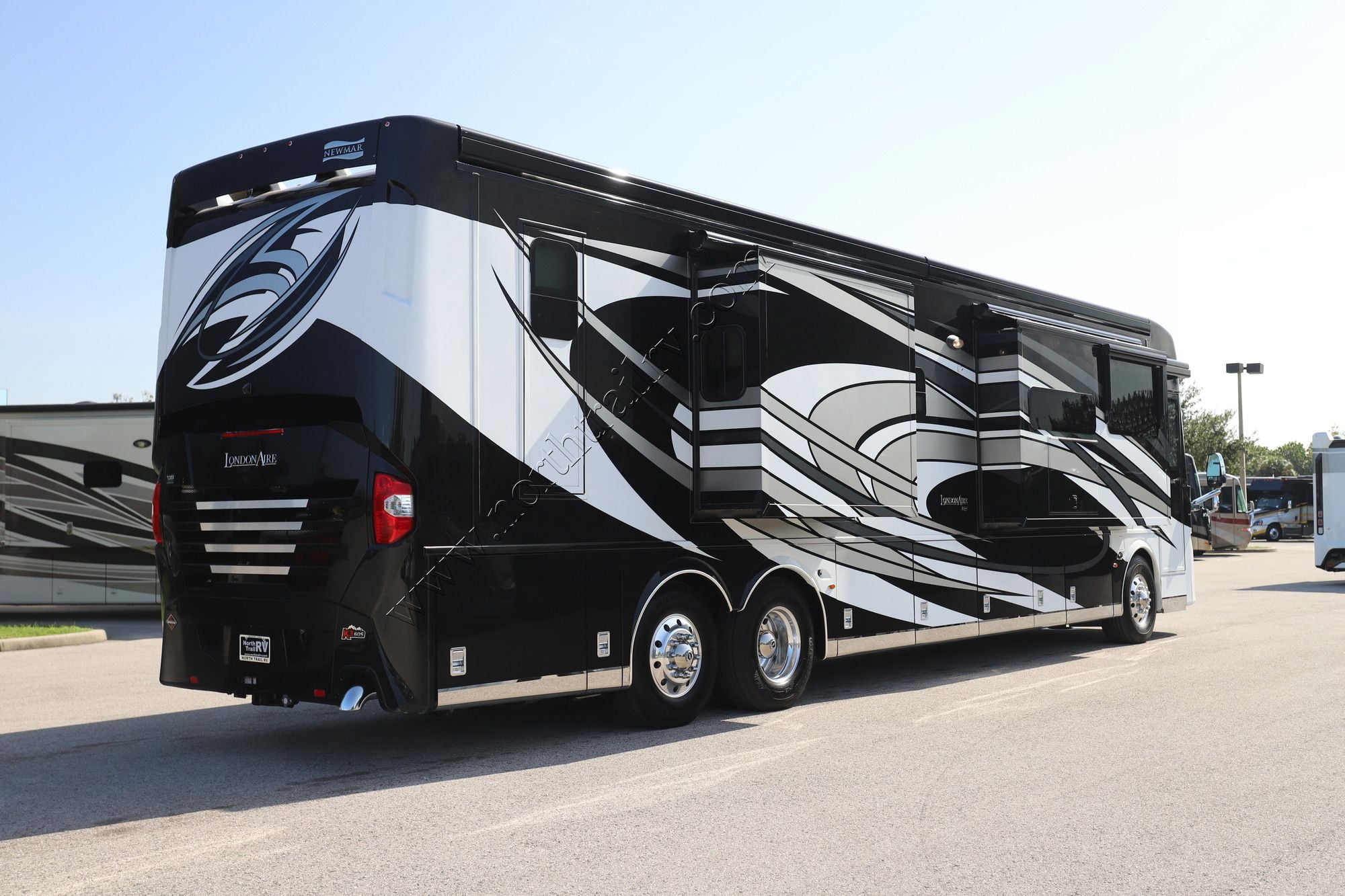 Used 2021 Newmar London Aire 4535 Class A  For Sale
