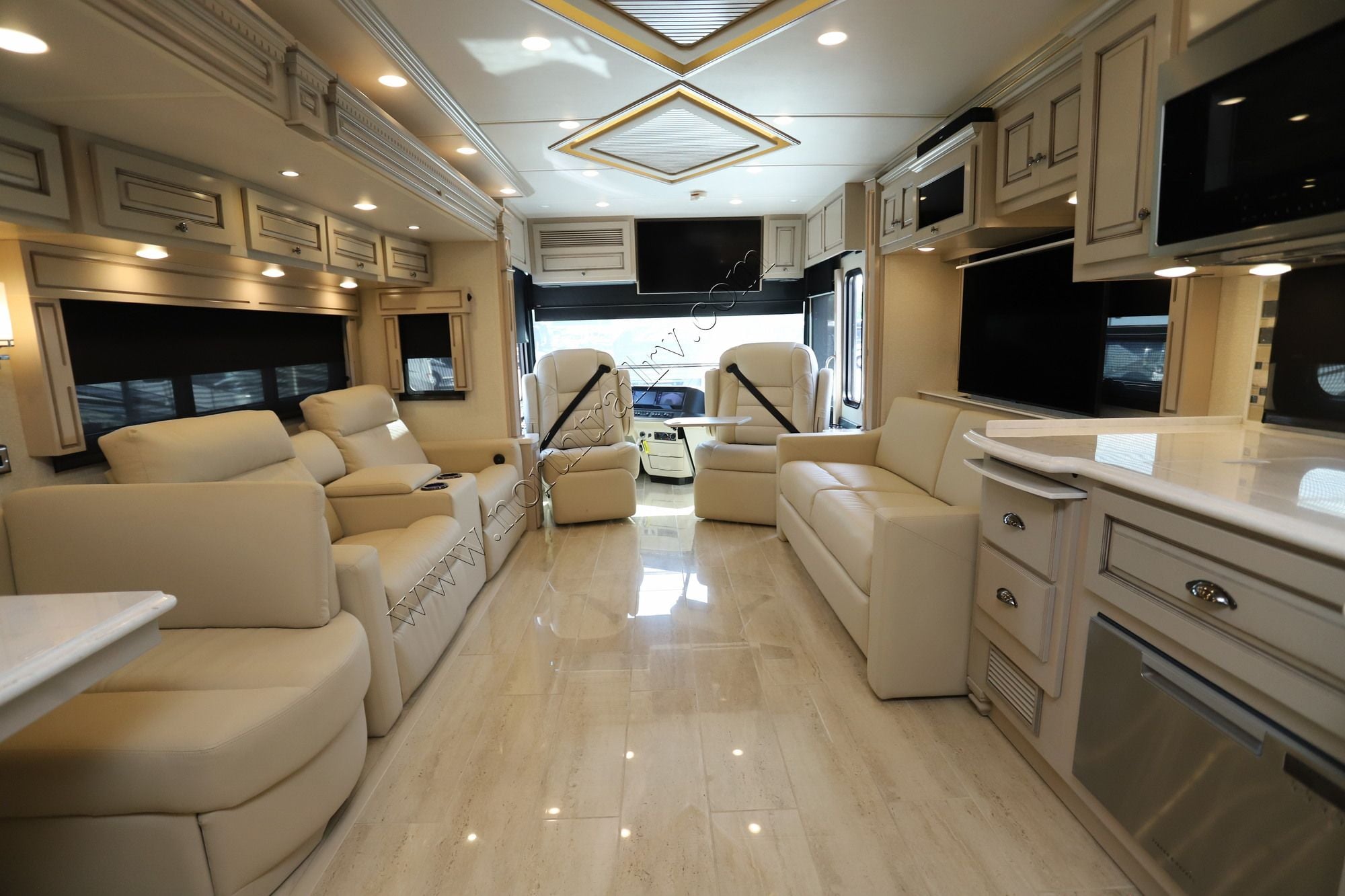Used 2021 Newmar Dutch Star 4369 Class A  For Sale