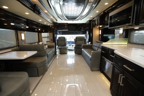 2021 Newmar London Aire 4535 Class A