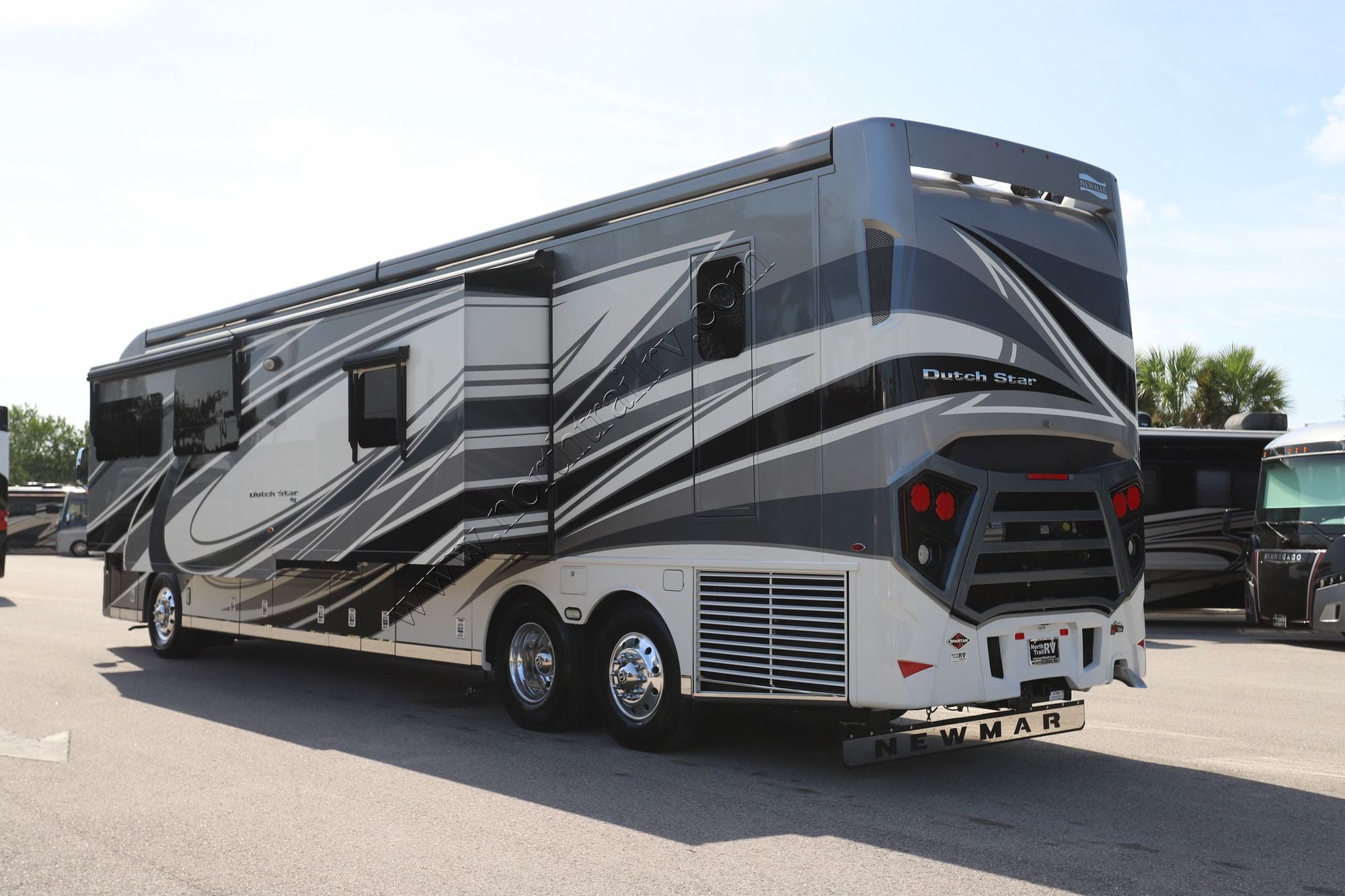 Used 2021 Newmar Dutch Star 4369 Class A  For Sale