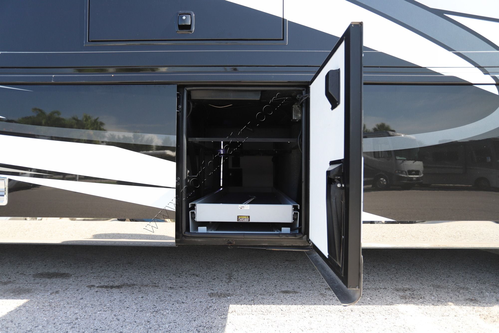 Used 2021 Newmar London Aire 4535 Class A  For Sale