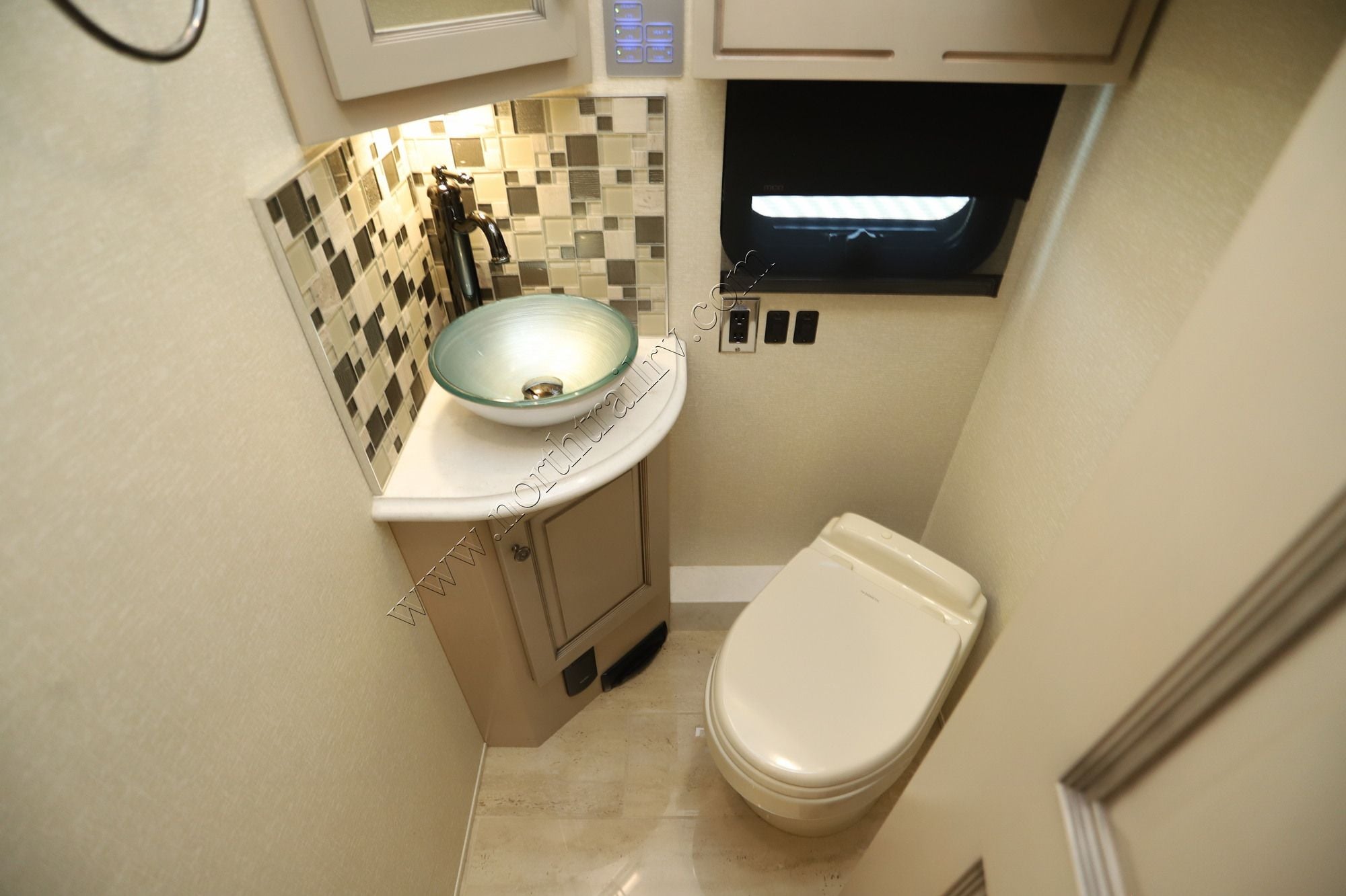 Used 2021 Newmar Dutch Star 4369 Class A  For Sale