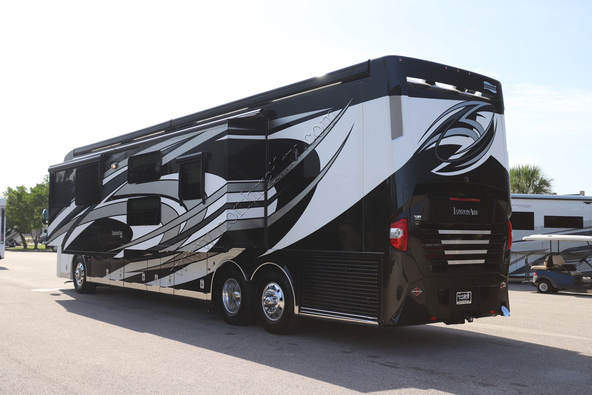 Used 2021 Newmar London Aire 4535 Class A  For Sale
