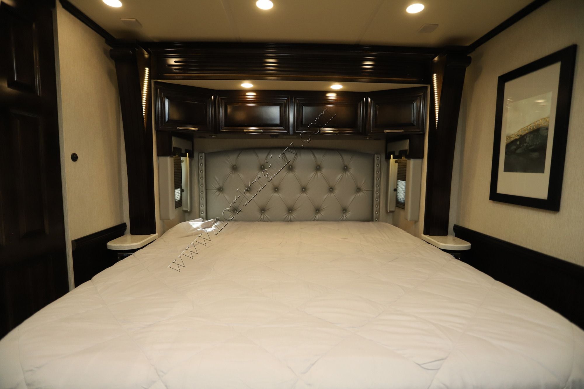 Used 2021 Newmar London Aire 4535 Class A  For Sale