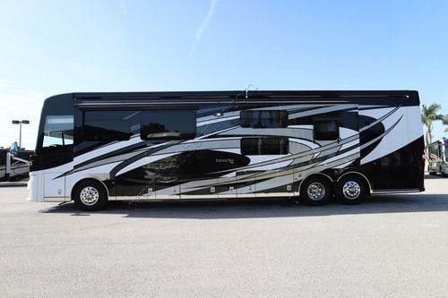 2021 Newmar London Aire 4535 Class A