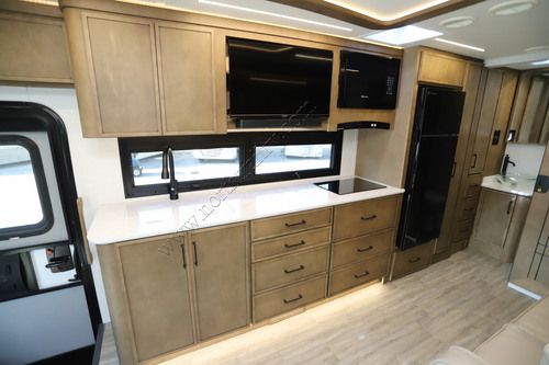 2027 Newmar Freedom Aire 2515