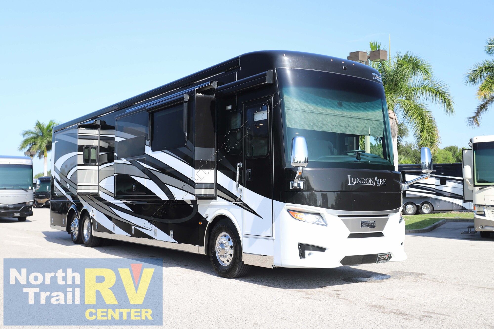 Used 2021 Newmar London Aire 4535 Class A  For Sale