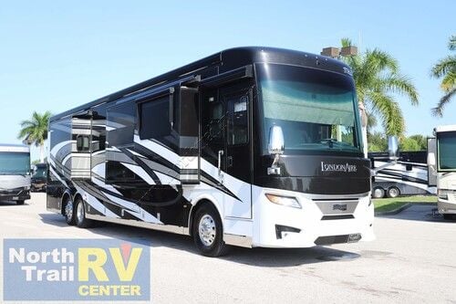 2021 Newmar London Aire 4535 Class A