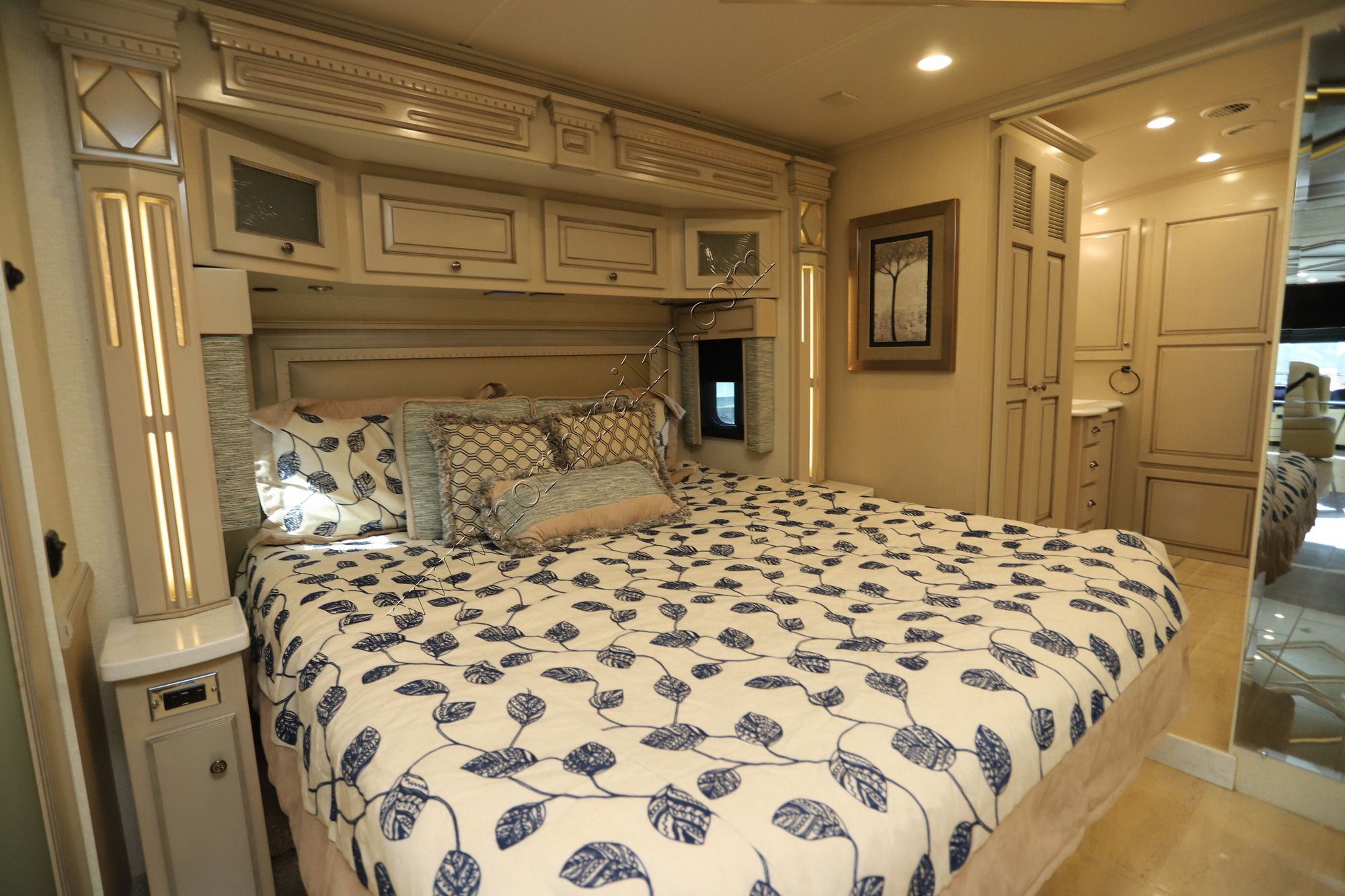 Used 2021 Newmar Dutch Star 4369 Class A  For Sale