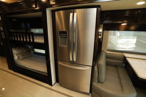 2021 Newmar London Aire 4535 Class A