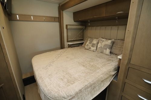 2027 Renegade Rv Vienna 25FWS