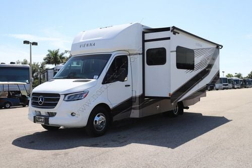 2027 Renegade Rv Vienna 25FWS