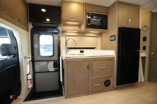 2027 Renegade Rv Vienna 25FWS