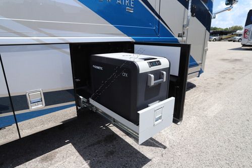 2025 Newmar New Aire 3543