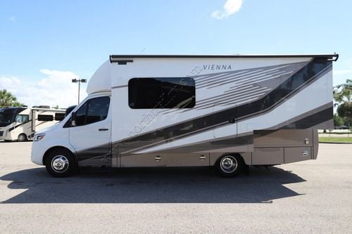 2027 Renegade Rv Vienna 25FWS