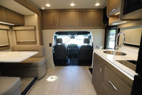 2027 Renegade Rv Vienna 25FWS