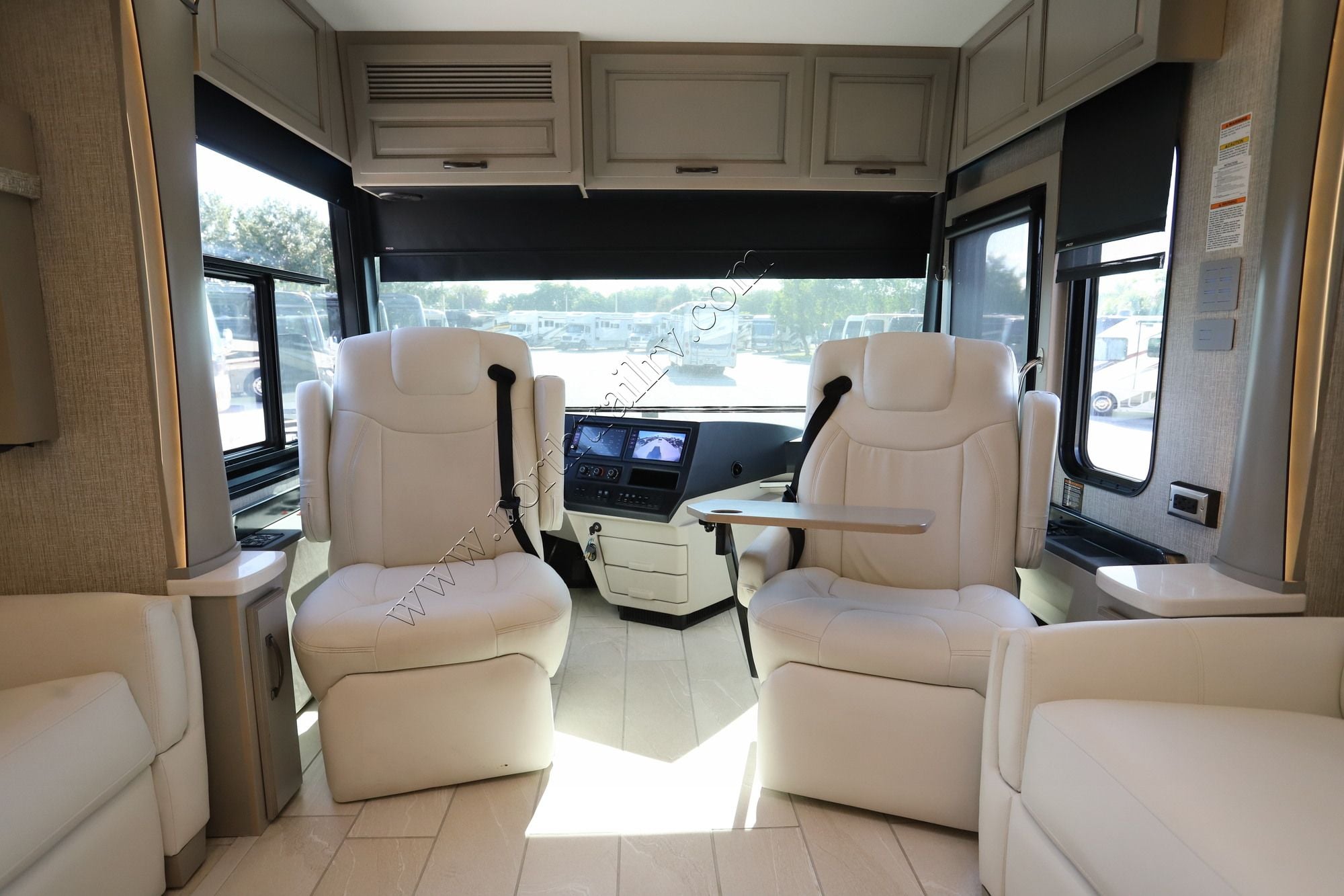 Used 2023 Newmar Dutch Star 4081 Class A  For Sale