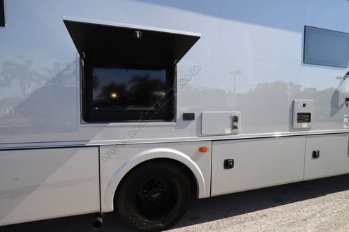 2027 Dynamax Isata 6 30FW4X4