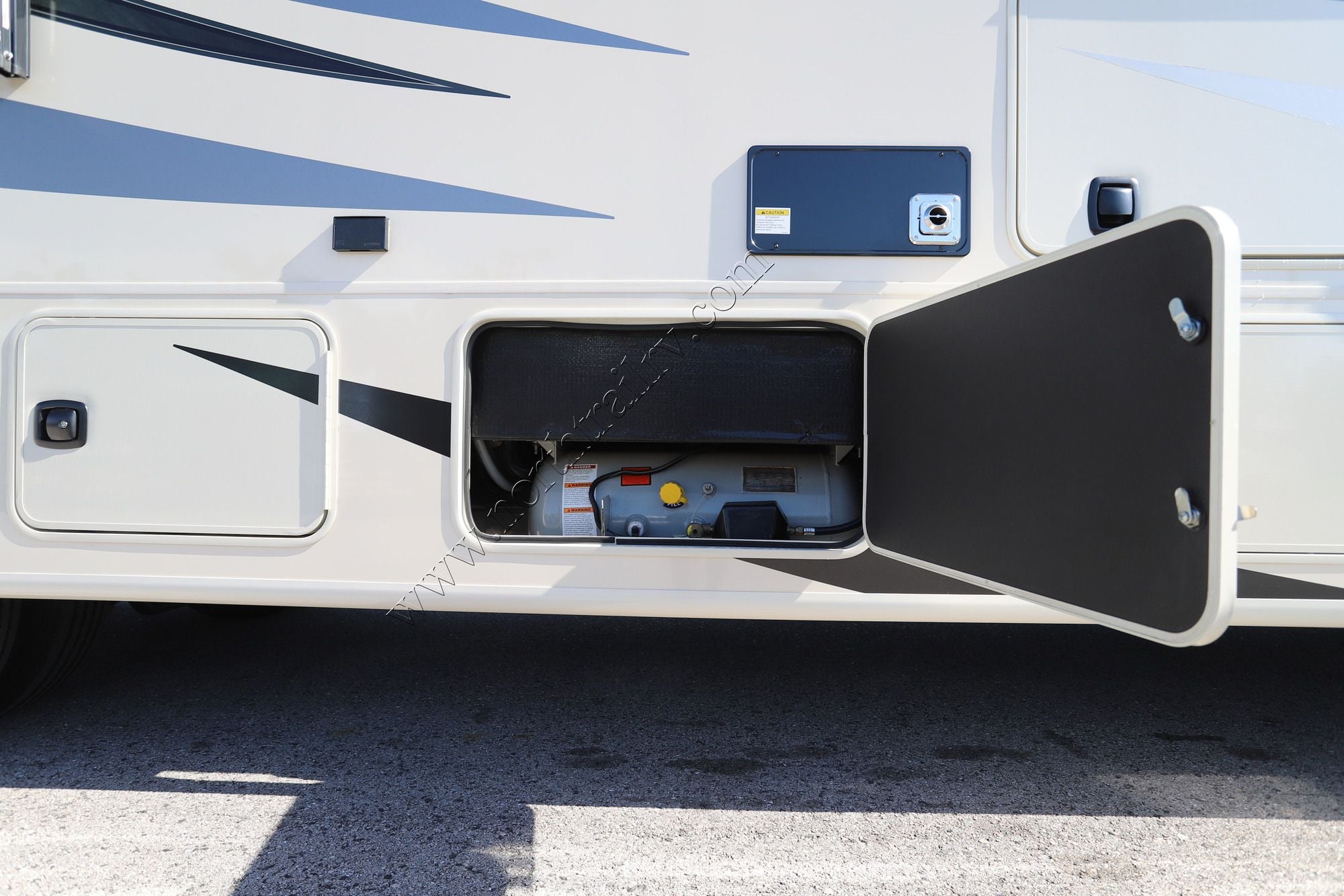 Used 2024 Coachmen Encore 325SS Class A  For Sale