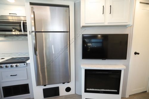 2024 Coachmen Encore 325SS