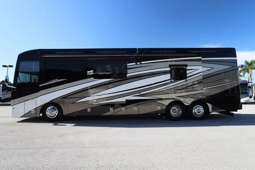 2023 Newmar Dutch Star 4081