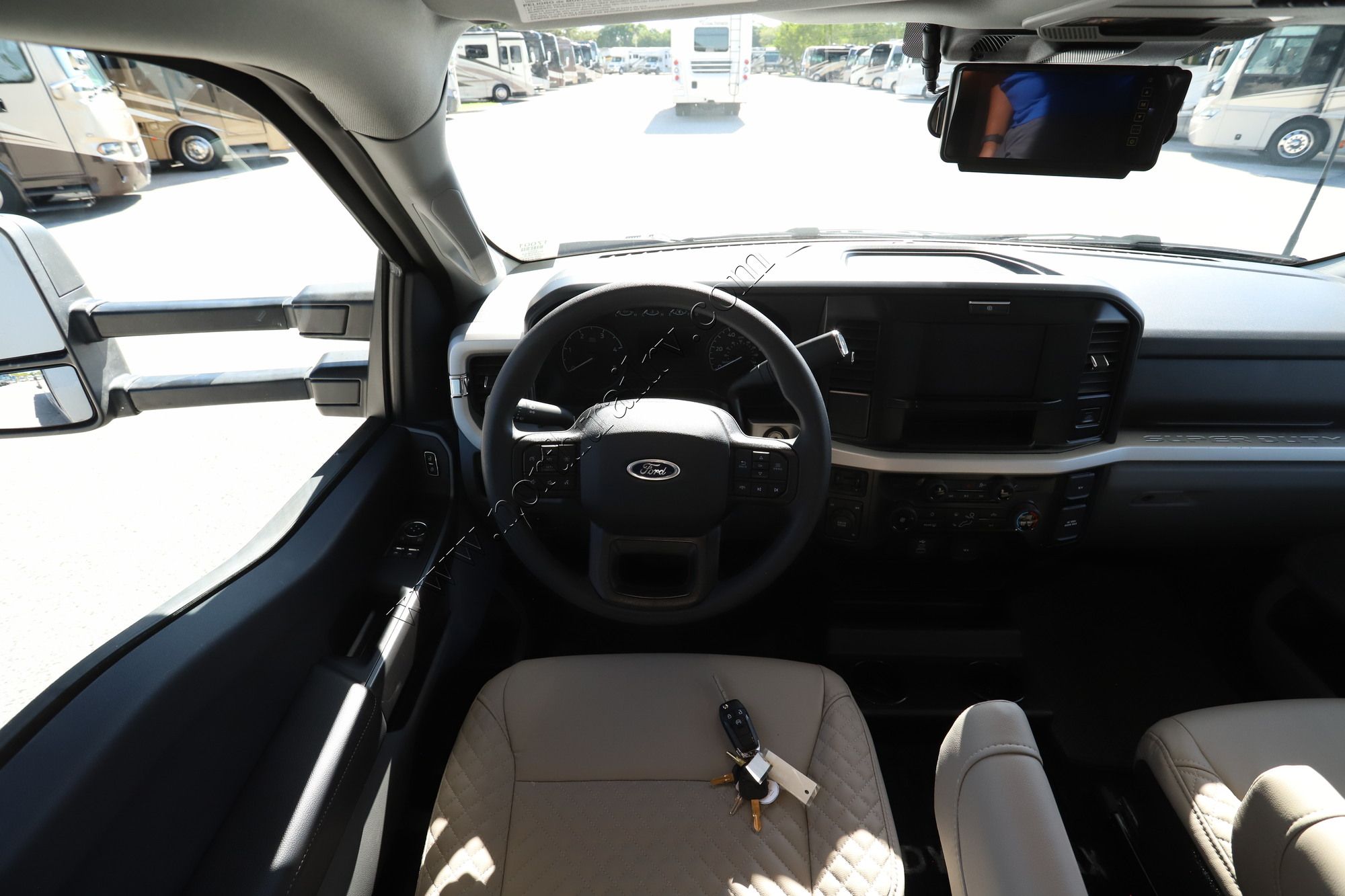 New 2027 Dynamax Isata 6 30FW4X4 Super C  For Sale
