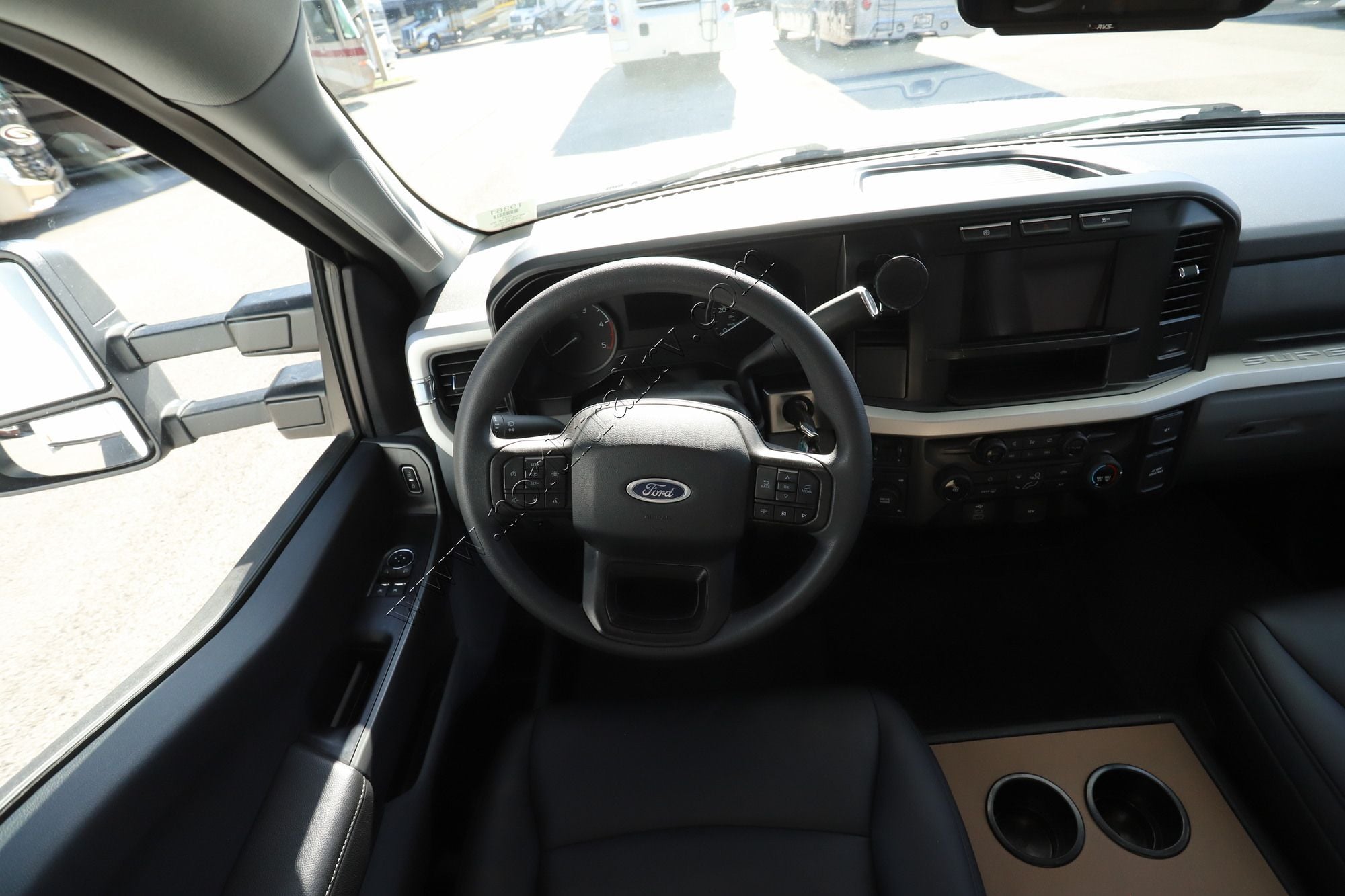 Used 2025 Renegade Rv Veracruz 32VDS Super C  For Sale
