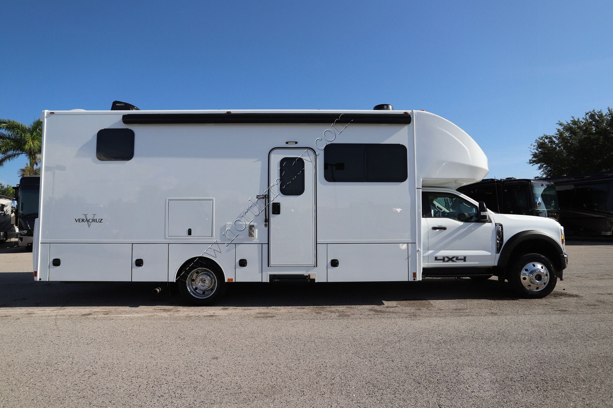 Used 2025 Renegade Rv Veracruz 32VDS Super C  For Sale