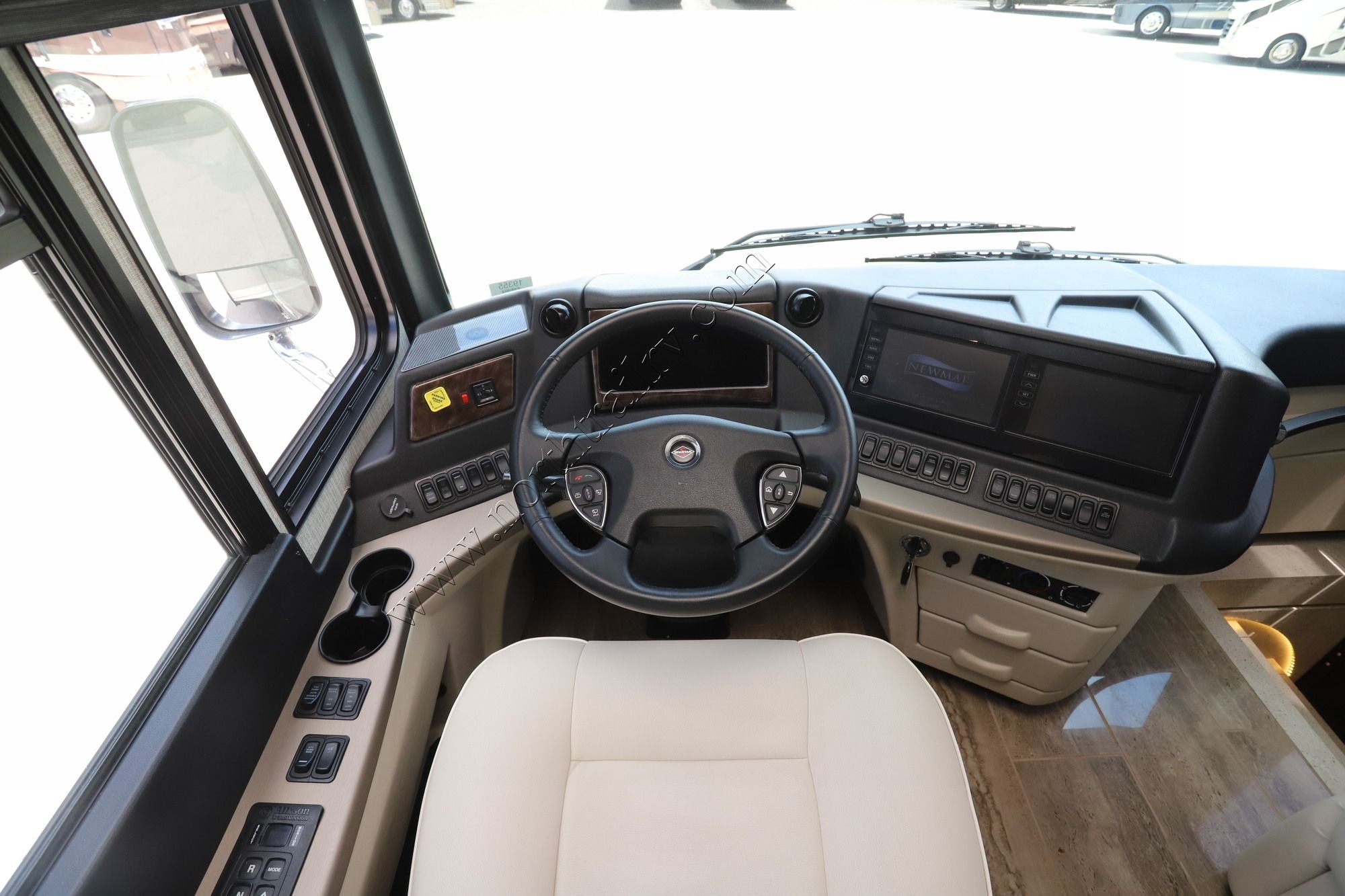 Used 2022 Newmar Dutch Star 4326 Class A  For Sale