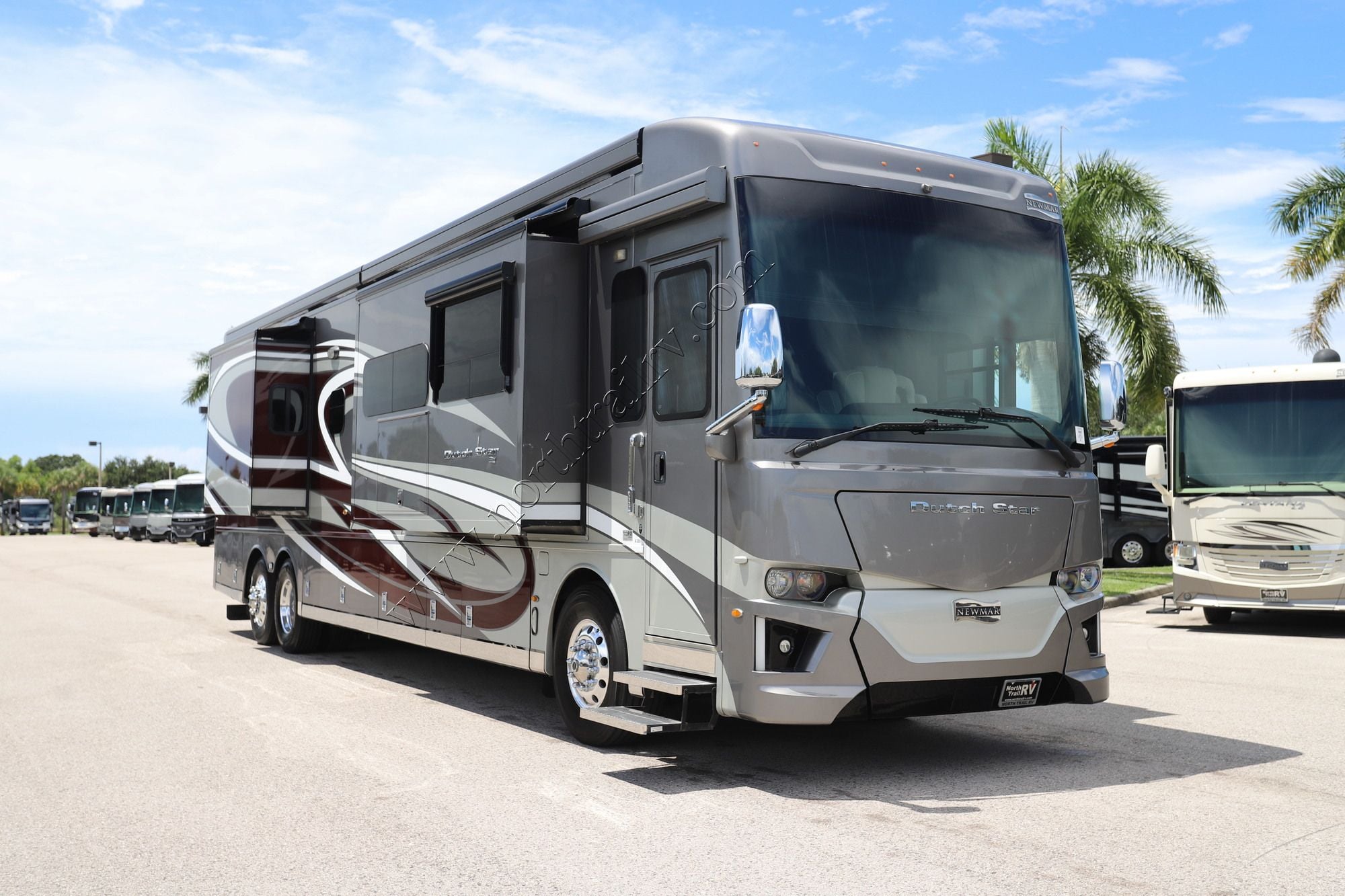 Used 2022 Newmar Dutch Star 4326 Class A  For Sale