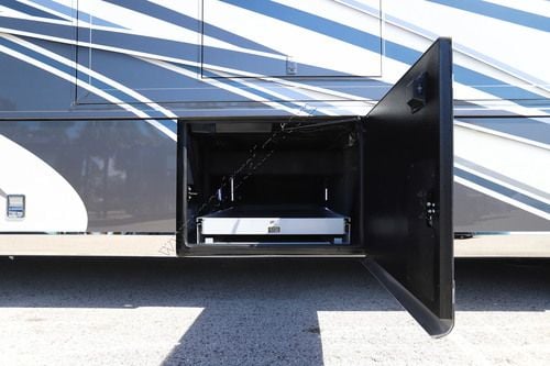 2027 Newmar Mountain Aire 4118