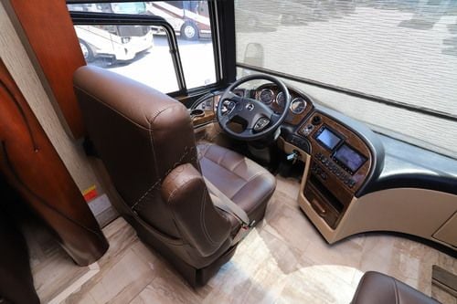 2016 Newmar London Aire 4553 Class A
